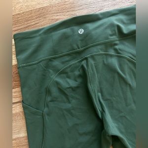 LULULEMON Align HR Pant 25" Green Twill, with Pockets, size 4-6